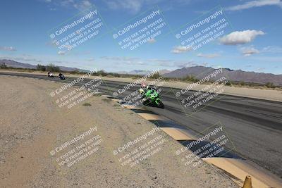 media/Nov-16-2025-Race Pace (Sun) [[8c5fa54630]]/Non Verified Riders (1st 20 Minutes)/3-Turn 3 Inside (11am)/